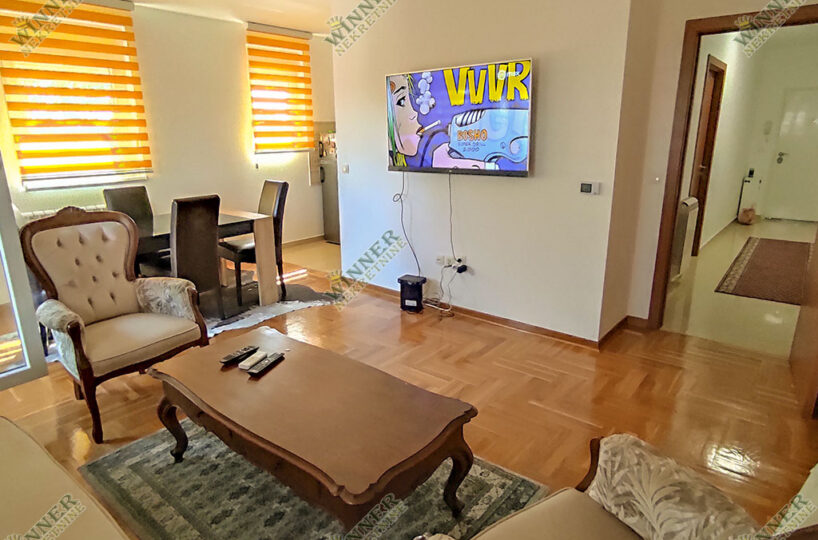 Izdavanje Stan Zemun Altina novogradnja, namesten, uknjizen, parking, klima, etazno grejanje, agencija, winner nekretnine, useljiv