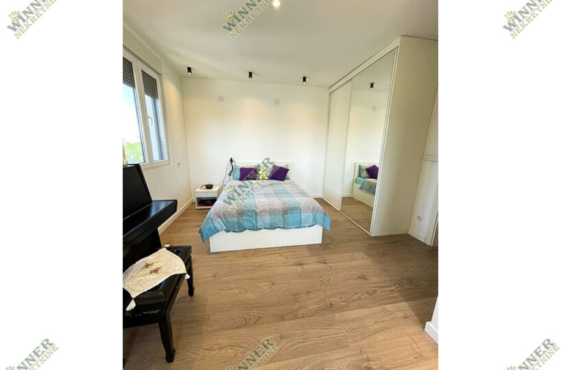 Luksuzan trosoban stan 85m² u Zemunu, sava kovacevic, novogradnja, uknjizen, agencija winner nekretnine, terasa, parking, useljiv