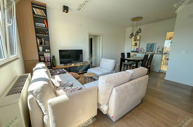 Luksuzan trosoban stan 85m² u Zemunu, sava kovacevic, novogradnja, uknjizen, agencija winner nekretnine, terasa, parking, useljiv