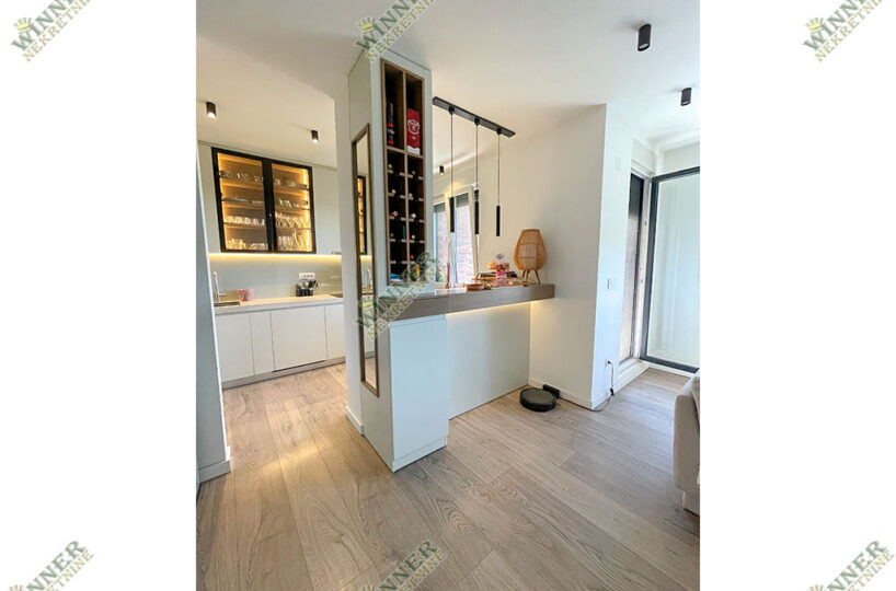 Luksuzan trosoban stan 85m² u Zemunu, sava kovacevic, novogradnja, uknjizen, agencija winner nekretnine, terasa, parking, useljiv
