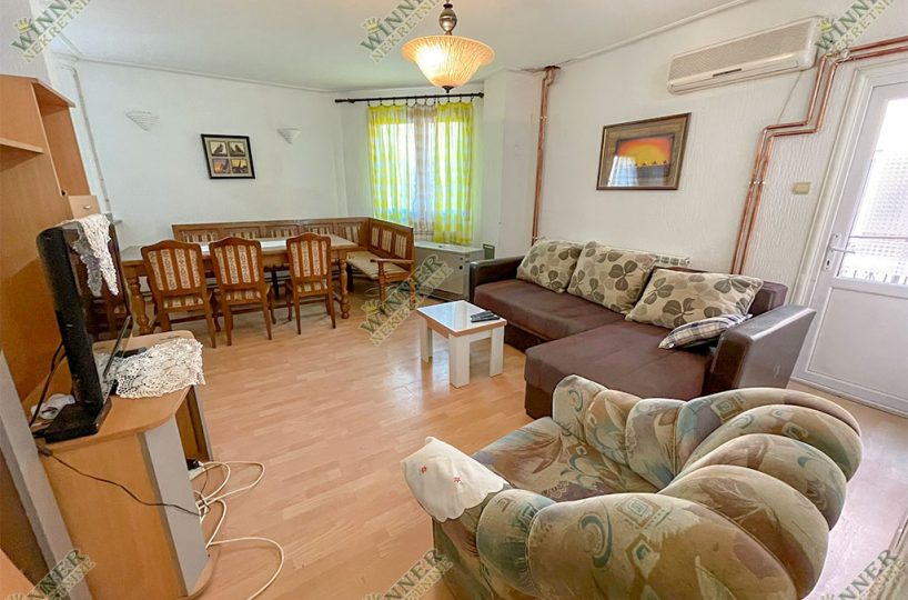 Izdaje se trosoban stan u kući – Zemun, Sava Kovačevića, Mozerova, agencija, winner nekretnine, ponuda