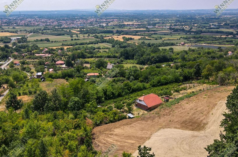 Prodaja Plac Svilajnac Bacica, 30ari, na brdu sa fatasticnim pogledom, ruza vetrova, ociscen plac, put do placa, agencija winner nekretnine, uknjizeno,