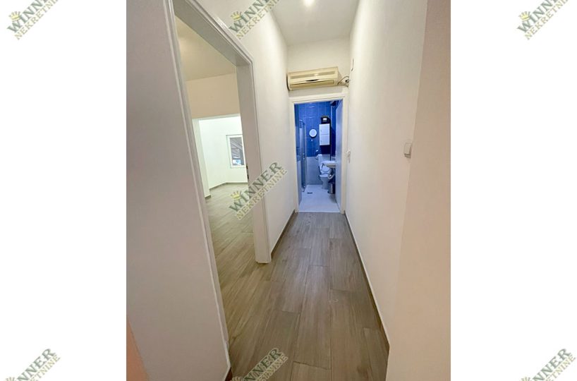 Izdaje se renoviran stan 45m² u Zemunu, Sava Kovačević, agencija, promet, winner nekretnine, useljivo, prazan, ponuda, gornjogradska