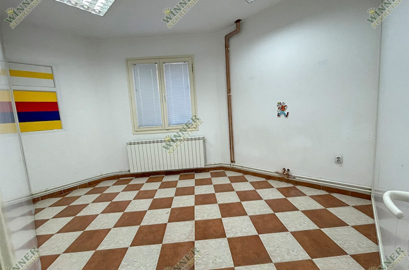 Izdaje se poslovni prostor Zemun, Sava Kovačevića, lokal, agencija, winner nekretnine, prazan