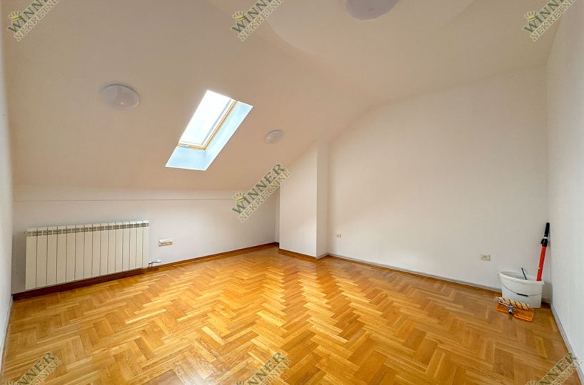 Izdavanje Stan Zeleznicka duplex, Zemun, naselje Save Kovacevic, novogradnja, agencija winner nekretnine,