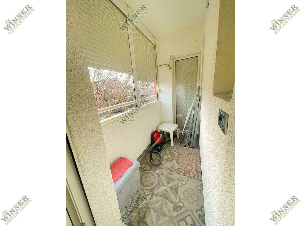 Prodaja Stan renoviran Zemun, naselje Kalvarija, useljivo, uknjizeno, agencija, winner nekretnine, namesten, kvalitetna gradnja, lux