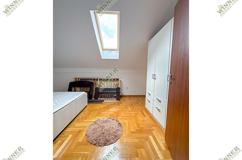 Izdavanje Stan Zeleznicka duplex, Zemun, naselje Save Kovacevic, novogradnja, agencija winner nekretnine,