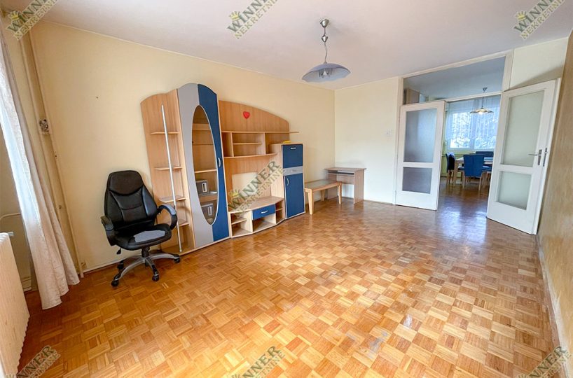 Prodaja Stan Zemun Backa Meandri, Sava Kovacevic, uknjiyeno, trosoban, renoviran, agencija winner nekretnine, centraln