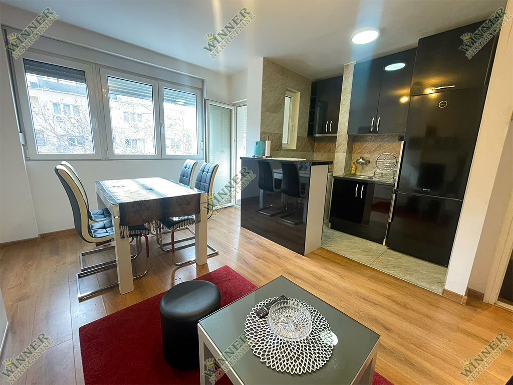 Prodaja Stan renoviran Zemun, naselje Kalvarija, useljivo, uknjizeno, agencija, winner nekretnine, namesten, kvalitetna gradnja, lux