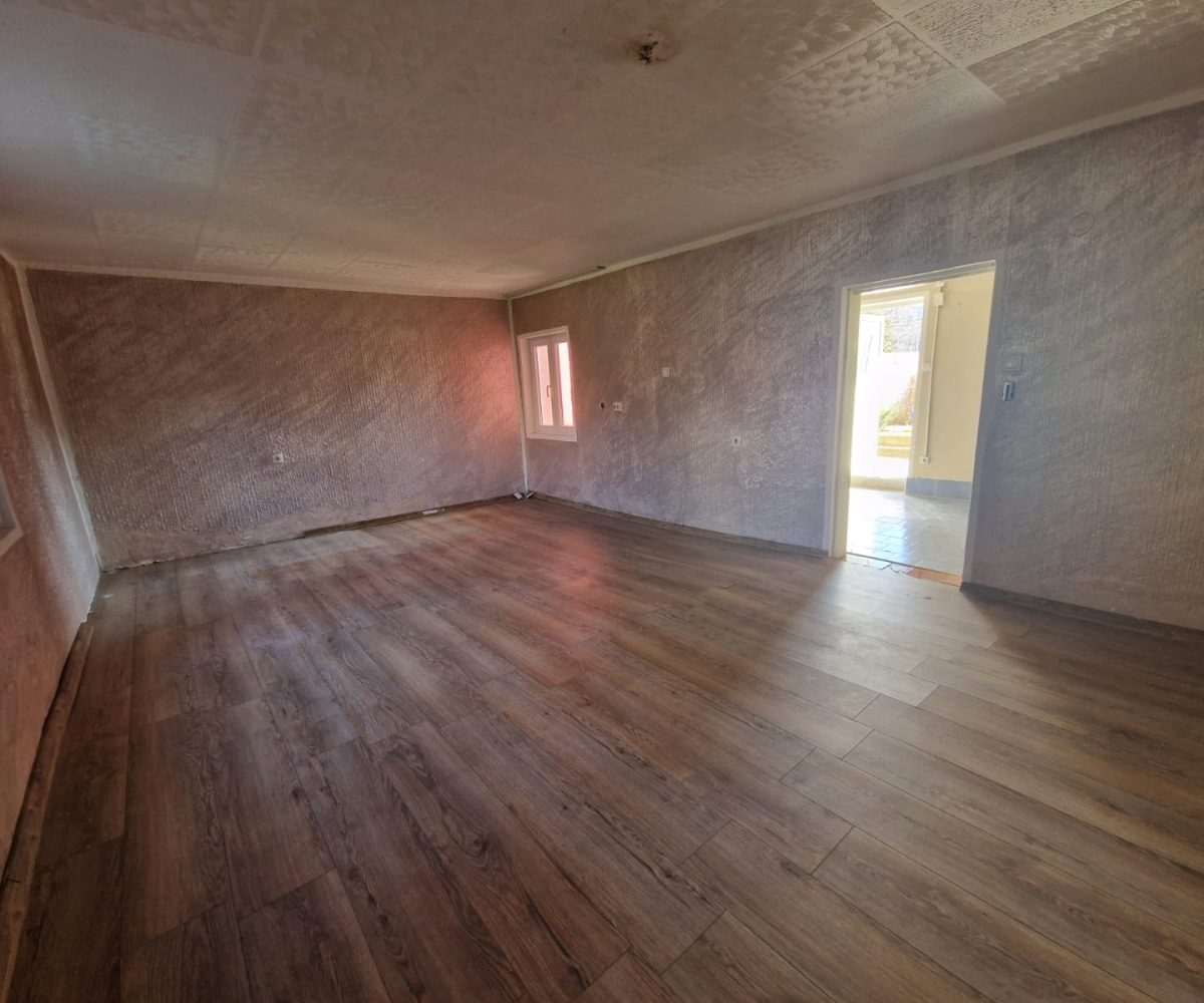 Zemun Gornji grad – renovirana kuća 148m², dvorište i garaža, Ulica Kaplarska, depozit, agenija, winner nekretnine