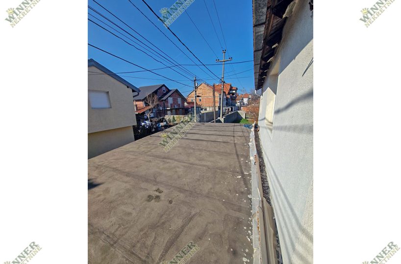 Zemun Gornji grad – renovirana kuća 148m², dvorište i garaža, Ulica Kaplarska, depozit, agenija, winner nekretnine