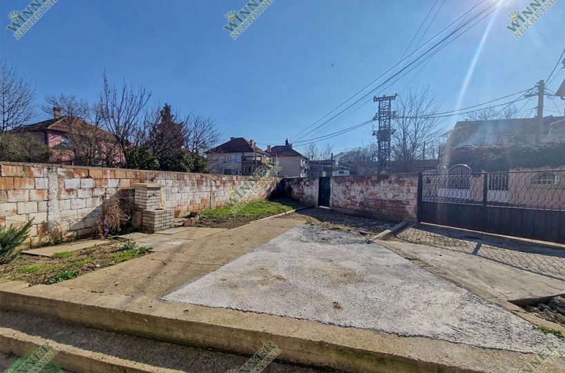 Zemun Gornji grad – renovirana kuća 148m², dvorište i garaža, Ulica Kaplarska, depozit, agenija, winner nekretnine