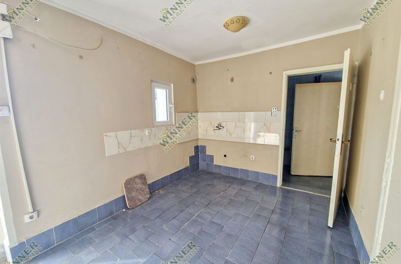 Zemun Gornji grad – renovirana kuća 148m², dvorište i garaža, Ulica Kaplarska, depozit, agenija, winner nekretnine