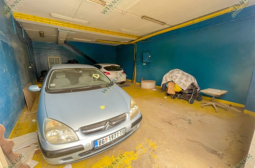 Izdaje se magacinski prostor – Zemu, naselje Meandri, ulica Zadrugarska, agencija, winner nekretnine, poslovni prostor,