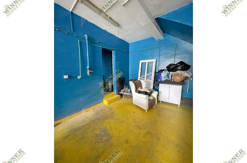 Izdaje se magacinski prostor – Zemu, naselje Meandri, ulica Zadrugarska, agencija, winner nekretnine, poslovni prostor,