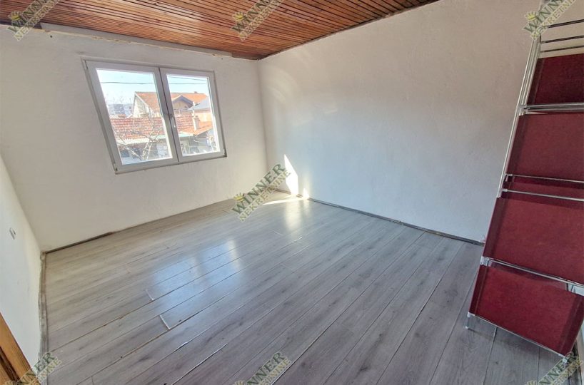 Zemun Gornji grad – renovirana kuća 148m², dvorište i garaža, Ulica Kaplarska, depozit, agenija, winner nekretnine