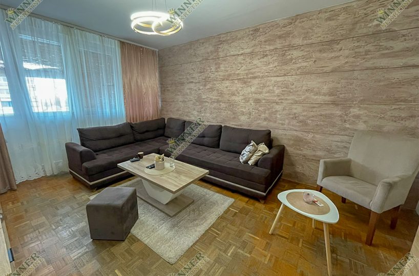 Prodaja stana Zemun – Sava Kovačević, Terasa, renoviran, winner nekretnine, agencija, CG, uknjižen