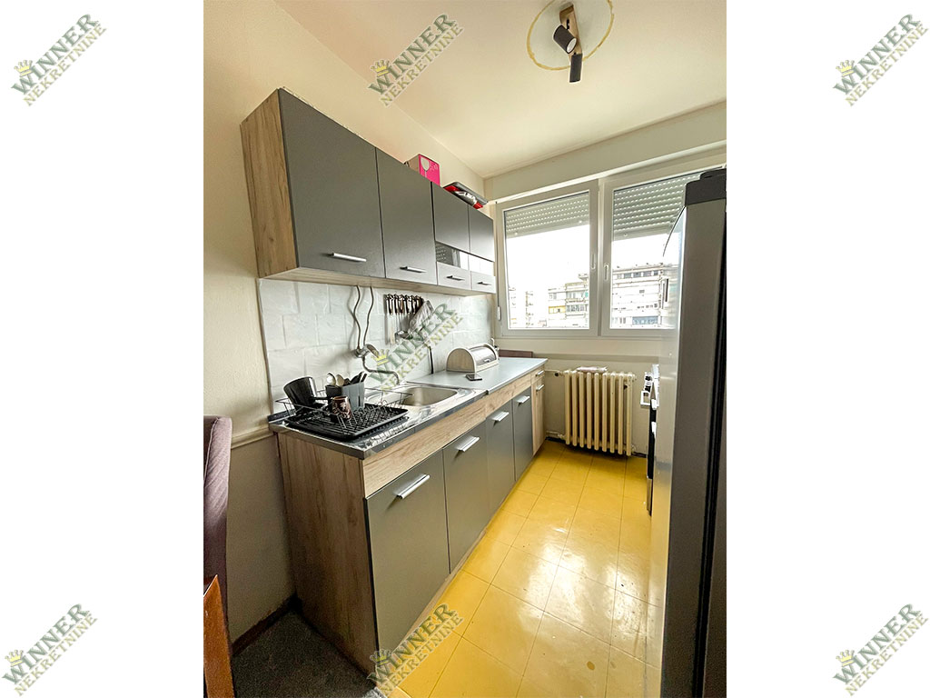 Kuhinja, Prodaja stana Zemun – Sava Kovačević, Terasa, renoviran, winner nekretnine, agencija, CG, uknjižen