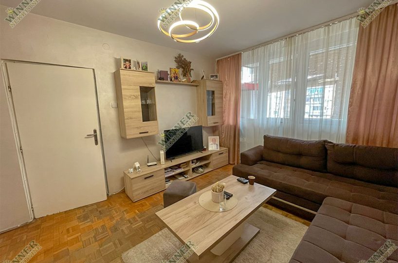 Prodaja stana Zemun – Sava Kovačević, Terasa, renoviran, winner nekretnine, agencija, CG, uknjižen