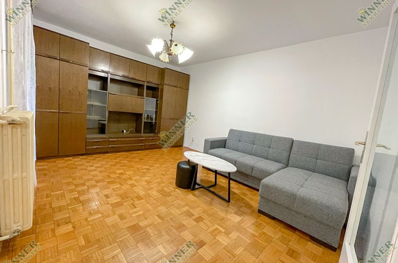 Fantastičan 2.0 Stan - Bežanijiska kosa - Peđe Milosavljevića, uknjižen, odmah useljiv, renoviran