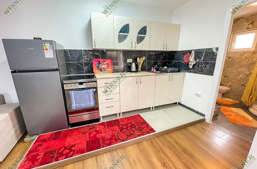 Namešten trosoban stan 54m² sa dvorištem - WINNER Nekretnine, kuca, izdavanje, useljivo, lux, zemun, gornji grad