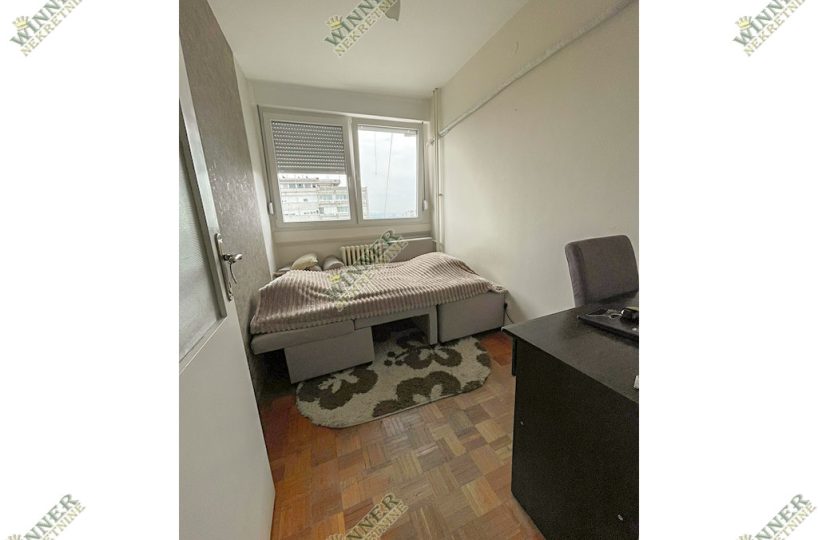 Spavaca Soba Prodaja stana Zemun – Sava Kovačević, Terasa, renoviran, winner nekretnine, agencija, CG, uknjižen