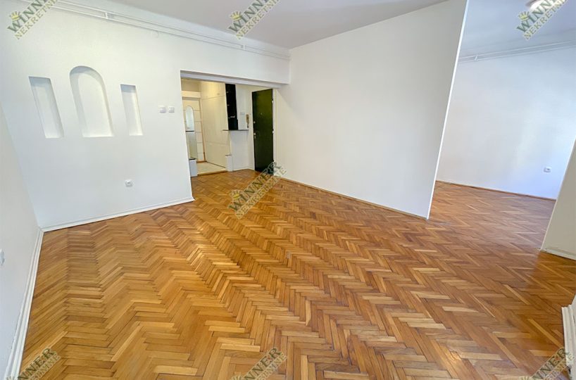 Izdaje se Stari grad – Gospodar Jovanova – Renoviran trosoban stan polunamešten stan, agencija, winner nekretnine