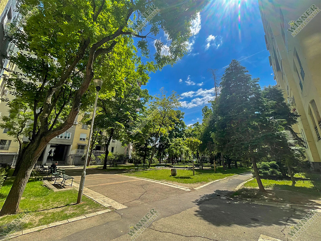 PRODAJA Komforan dvosoban stan Zemun, Retenzija, uknjizen, useljiv, polurenoviran, agencija winner nekretnine, nekretnina