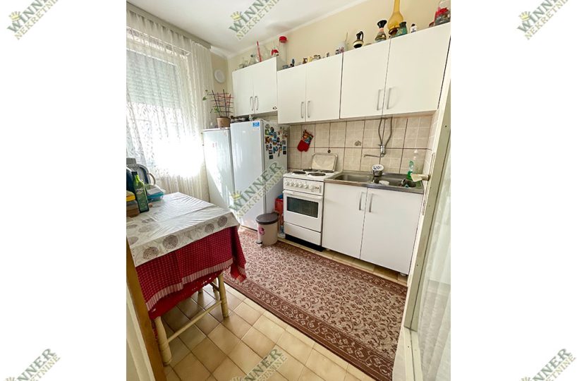 PRODAJA Komforan dvosoban stan Zemun, Retenzija, uknjizen, useljiv, polurenoviran, agencija winner nekretnine, nekretnina