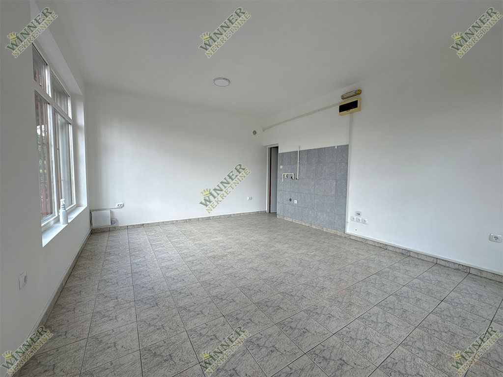 IZDAVANJE Funkcionalan lokal, poslovni prostor, Zemun, altina, agencija, winner nekretnine,