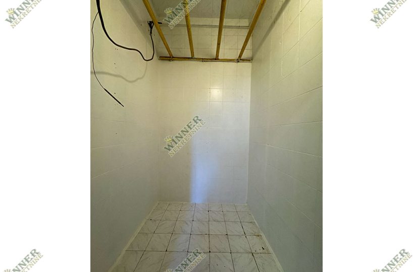 IZDAJE SE POSLOVNI PROSTOR, Zemun Sava Kovacevic, lokal, agencija, winner nekretnine, odmah useljivo